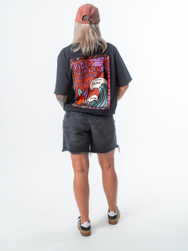 Ash black Live Your Vibes Tee